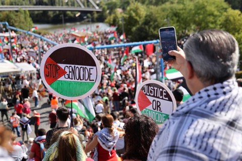 Several thousand people take part in a pro-Palestine demonstration under the slogan United 4 Gaza