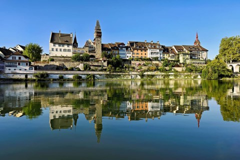 Old town with the tower of the Muri- Amthof, in the foreground the river Reuss, Bremgarten,
