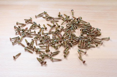 A pile of wood screws, Spax