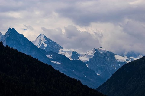 The Besso mountains with twin peaks and the Obergabelhorn, view from Ayer, Val d'Anniviers, Valais