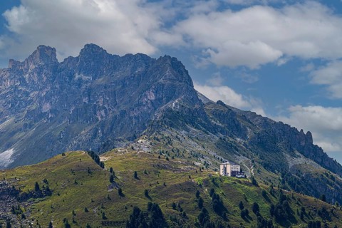 The historic Hotel Weisshorn, below the Weisshorn mountain, Val d'Anniviers, Valais Alps, Canton
