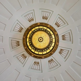 Waiting room in bathhouse 3 with a view of the ceiling to the chandelier, Art Nouveau, Art Nouveau