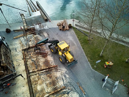 Mobile sawing station for cutting tree trunks, Flösserei 2025, Unterägeri, Canton, Zug, Switzerland