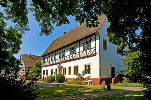 Münchhausen Castle, a former manor house, today town hall, birthplace of Münchhausen, Bodenwerder,