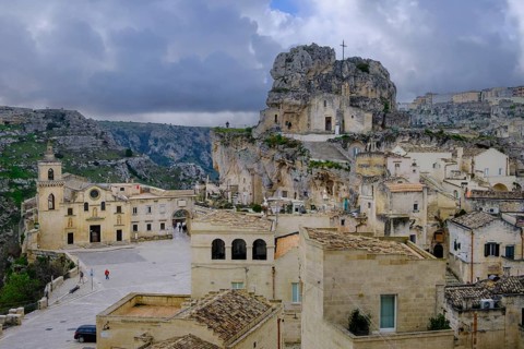 Church of San Pietro Caveoso and Church of Santa Maria di Idris, cave settlement, cave dwellings,