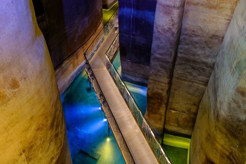 Palombaro lungo cistern, cave settlement, cave dwellings, houses, Sassi, Matera, Unesco World