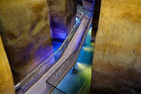 Palombaro lungo cistern, cave settlement, cave dwellings, houses, Sassi, Matera, Unesco World