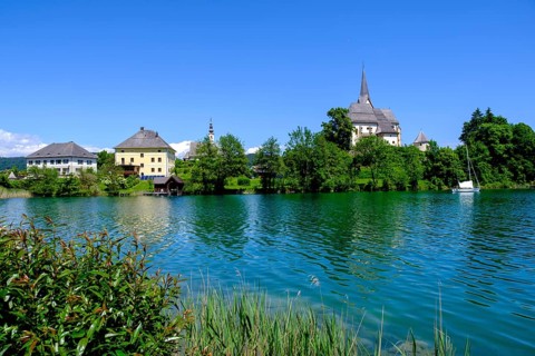 Maria Wörth pilgrimage church, on the southern shore of Lake Lake Wörth, Carinthia, Austria