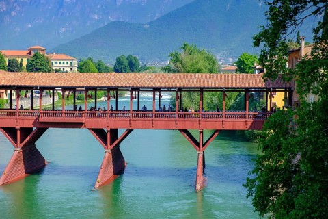 Ponte degli Alpini, with Brenta, Bassano del Grappa, Veneto, Italy