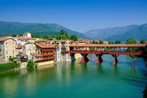 Ponte degli Alpini, with Brenta, Bassano del Grappa, Veneto, Italy