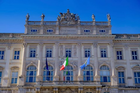 Piazza dell'Unità d'Italia, Trieste, Adriatic Sea, Friuli Venezia Giulia Region, Italy
