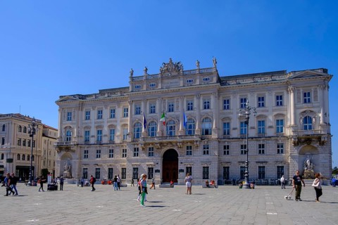 Piazza dell'Unità d'Italia, main square, Trieste, Adriatic Sea, Friuli Venezia Giulia region, Italy