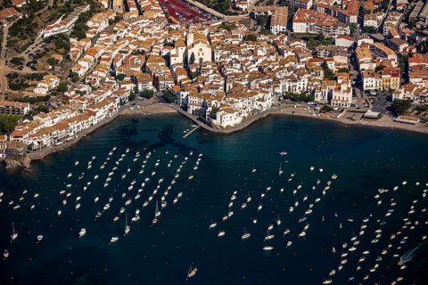 Bay of Cadaques, sailing boats, old town, Parc Natural Cap De Creus, Cadaqués, Costa Brava,