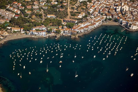 Bay of Cadaques, sailing boats, old town, Parc Natural Cap De Creus, Cadaqués, Costa Brava,