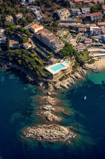 Almadraba Park Hotel with pool, Mediterranean Bay of Roses, blue water, Roses, Costa Brava,