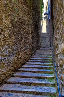 Call, Jewish quarter in the old town of Girona, stone steps, alleys in the old town of Girona,