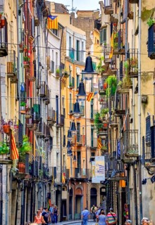 Colourful alley in the old town of Girona with lanterns, Girona, Cataluña, Gerona, Catalonia,