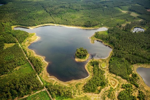 Lakeland, Pomerania, reflection, wooded island, ChoÅ'nica, Baltic Sea coast, pomorskie, Poland,