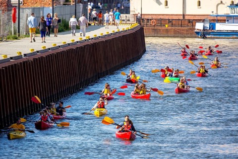 GdaÅsk, canoeists, tourists on the Motlawa, Gdansk, Baltic Sea coast, Baltic Sea, pomorskie,