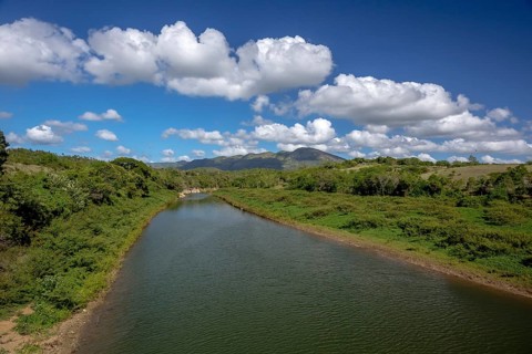 Valle De Los Ingenios with river, Viñales, Cuba, Pinar del Río, Cuba