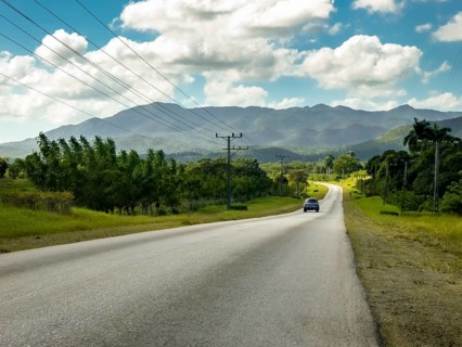 Country road between Santa Clara and Trinidad Valley of Ingenios, Valle de los Ingenios, country