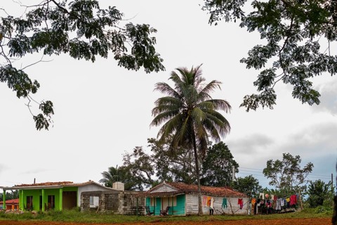 Simple Cuban houses in the countryside, Vinales Valley, Viñales, Cuba, Pinar del Río