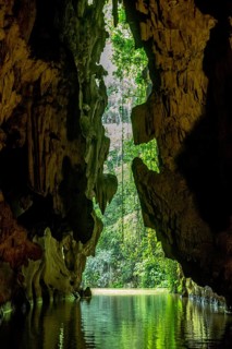 Caves of the Indios, Cueva del Indio, underground caves with a watercourse river open to tourists,