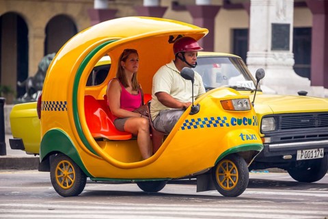 Cocotaxi, egg-shaped taxi on Havana's streets, plastic bodywork, La Habana, Havana, Cuba, Cuba,