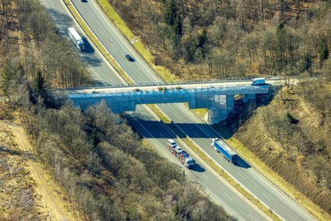 Aerial view, renovation of a bridge over the A4 motorway, Am Eichstrauch, Gerlingen, Wenden,