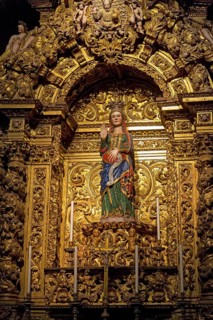 Statue of the pregnant Virgin Mary, depiction of the pregnant Virgin Mary, Sé Catedral de Évora