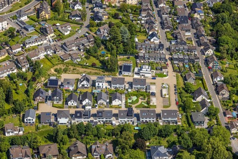Aerial view, terraced house residential area Zum Jahnsportplatz, Neviges, Velbert, Ruhr area, North