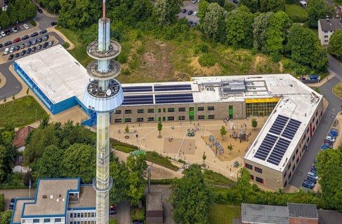 Aerial view, Kastanienallee primary school, Velbert (sturgeon) telecommunications tower, Velbert,