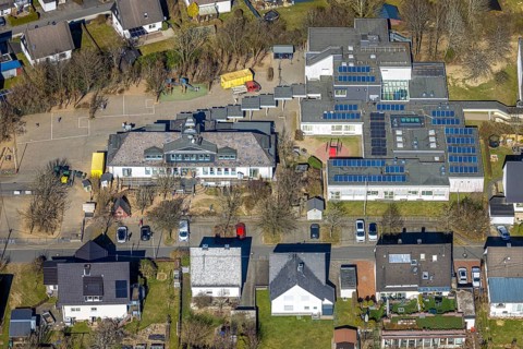 Aerial view, day nursery Unterm Regenbogen, community primary school Hünsborn,