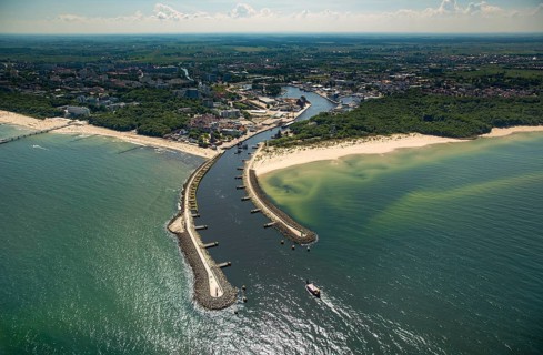 KoÅ'obrzeg, Kolobrzeg, harbour entrance, pier, Baltic Sea beach, Baltic Sea coast, Województwo