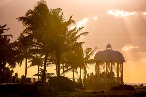 Wedding pavilion on the beach of Varadero with sunset in the hotel complex PARADISUS VARADERO
