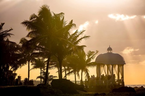 Wedding pavilion on the beach of Varadero with sunset in the hotel complex PARADISUS VARADERO