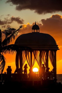 Wedding pavilion on the beach of Varadero with sunset in the hotel complex PARADISUS VARADERO