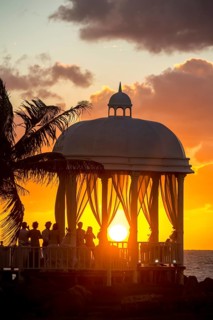 Wedding pavilion on the beach of Varadero with sunset in the hotel complex PARADISUS VARADERO