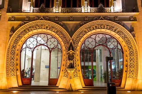 Art Nouveau façade Estação ferroviária do Rossio, Santa Justa - Lisboa do Rossio railway station,