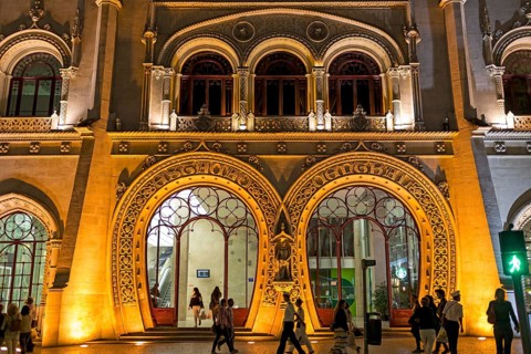 Art Nouveau façade Estação ferroviária do Rossio, Santa Justa - Lisboa do Rossio railway station,