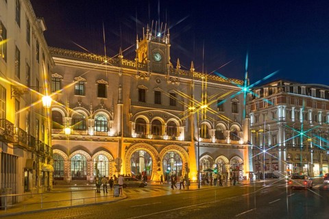 Art Nouveau façade Estação ferroviária do Rossio, Santa Justa - Lisboa do Rossio railway station,