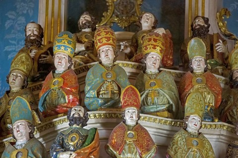 Chapel with figures and relics, Bom Jesus do Monte, pilgrimage church of Braga, Braga, Braga