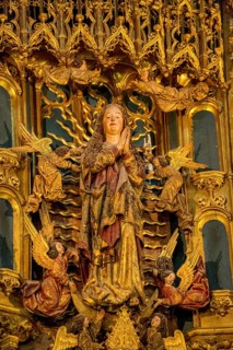 Altar, Old Cathedral (Sé Velha) in the historic centre of Coimbra, Coimbra, Coimbra district,