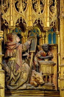 Altar, Depiction of a black-skinned man in the altarpiece, Old Cathedral (Sé Velha) in the historic