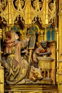 Altar, Depiction of a black-skinned man in the altarpiece, Old Cathedral (Sé Velha) in the historic