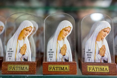 Madonna figures, religious kitsch, Fátima, Santarém district, Portugal, Europe, Fátima, Santarém