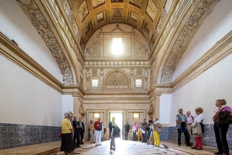 Hall with coffered ceiling and flag of historical Portugal, Fortress of Tomar, Castle of the
