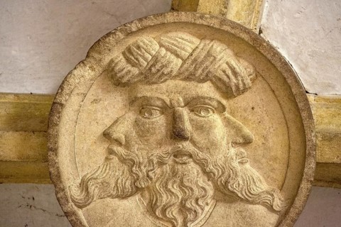 Legendary keystone of the Templars, Fortress of Tomar, Castle of the Knights Templar, Templars,