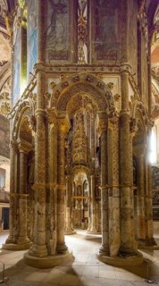 Charola, original Templar church, octagonal rotunda, fortress of Tomar, castle of the Knights