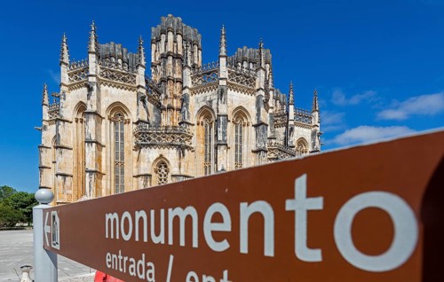 Monument sign, Monastery of Santa Maria da VitÃüria, UNESCO World Heritage Site, Monastery Church